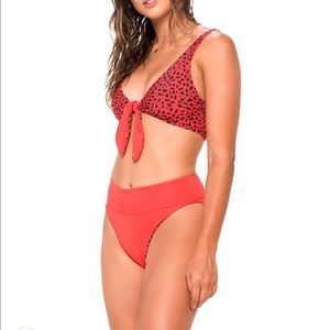 Malai Spots and Dots Weekly Top & Hella cool